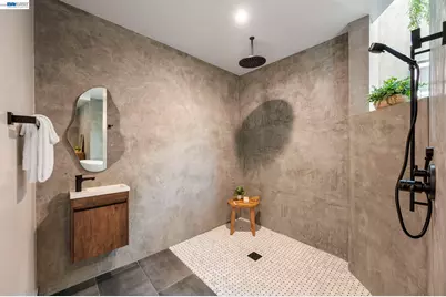 5883 Margarido Dr, Oakland, CA 94618 - Photo 38