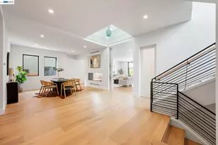 5883 Margarido Dr, Oakland, CA 94618 - Photo 16