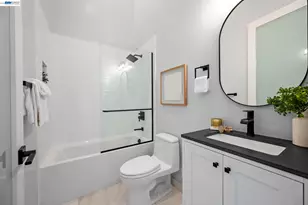 5883 Margarido Dr, Oakland, CA 94618 - Photo 14