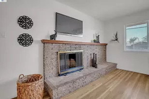 4284 Hillview Dr, Pittsburg, CA 94565 - Photo 8