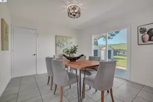 4284 Hillview Dr, Pittsburg, CA 94565 - Photo 12