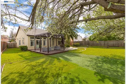 4764 Brookside Circle, Fairfield, CA 94534 - Photo 2