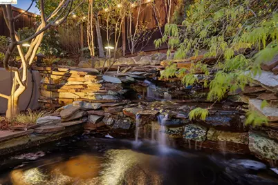 5416 Golden Gate Ave, Oakland, CA 94618 - Photo 56