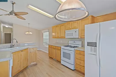 3263 Vineyard Ave. #113, Pleasanton, CA 94566 - Photo 14