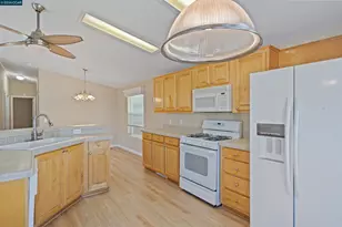 3263 Vineyard Ave, Pleasanton, CA 94566 - Photo 14