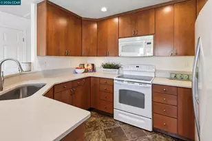 211 Salt Point Ct, Vallejo, CA 94591 - Photo 10