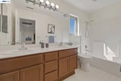 1433 Jayhawk Ln, Livermore, CA 94551 - Photo 38