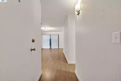 771 Kingston Ave #104, Oakland, CA 94611 - Photo 8