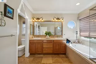 2142 Prestwick Dr, Discovery Bay, CA 94505 - Photo 16