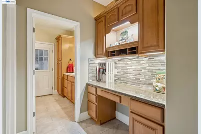 2142 Prestwick Dr, Discovery Bay, CA 94505 - Photo 22