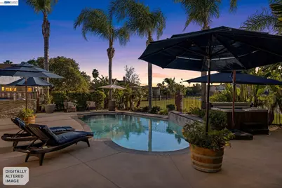 2142 Prestwick Dr, Discovery Bay, CA 94505 - Photo 34