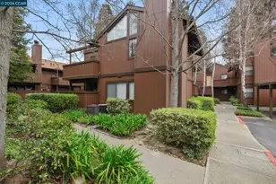 8131 Camelback Pl, Pleasant Hill, CA 94523 - Photo 20