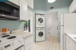 8131 Camelback Pl, Pleasant Hill, CA 94523 - Photo 4