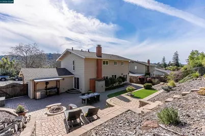 2654 Tamalpais Dr, Pinole, CA 94564 - Photo 46