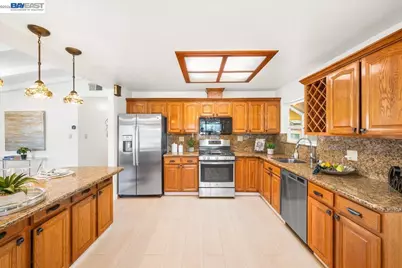 2274 Sleepy Hollow Ave, Hayward, CA 94545 - Photo 12