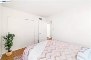 2274 Sleepy Hollow Ave, Hayward, CA 94545 - Photo 18