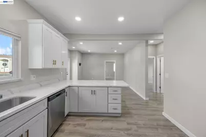 47 2nd, Rio Vista, CA 94571 - Photo 10