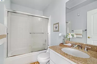 7332 Stonedale Dr, Pleasanton, CA 94588 - Photo 22