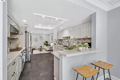 7332 Stonedale Dr, Pleasanton, CA 94588 - Photo 14