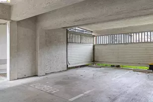 3161 Birmingham Dr, Richmond, CA 94806 - Photo 20