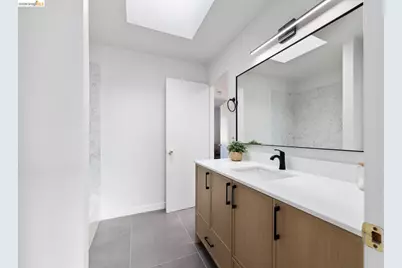 3161 Birmingham Dr #209, Richmond, CA 94806 - Photo 16