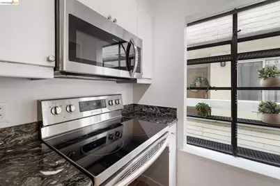 3161 Birmingham Dr #209, Richmond, CA 94806 - Photo 6