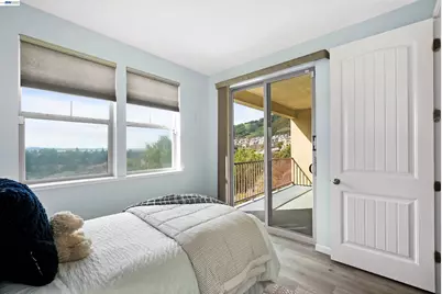 6299 Rocky Point Ct, Oakland, CA 94605 - Photo 26