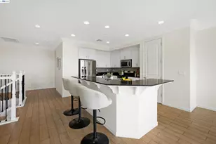 6299 Rocky Point Ct, Oakland, CA 94605 - Photo 12