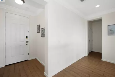 6299 Rocky Point Ct, Oakland, CA 94605 - Photo 34