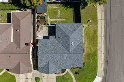 15524 Montreal St, San Leandro, CA 94579 - Photo 36