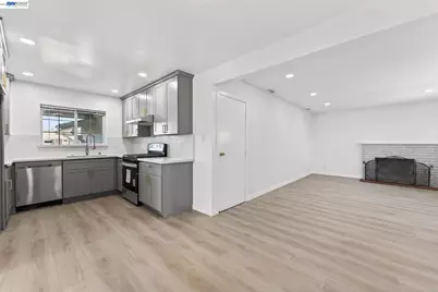 15524 Montreal St, San Leandro, CA 94579 - Photo 10