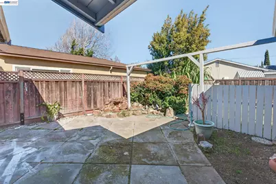 15524 Montreal St, San Leandro, CA 94579 - Photo 30