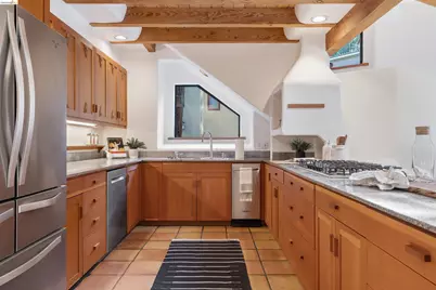 1102 Grand View Drive, Berkeley, CA 94705 - Photo 16