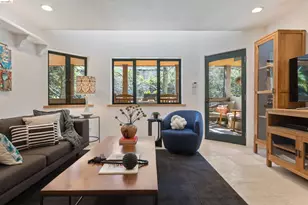 1102 Grand View Dr, Berkeley, CA 94705 - Photo 32