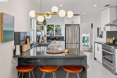 1646 Ashby Ave, Berkeley, CA 94703 - Photo 12