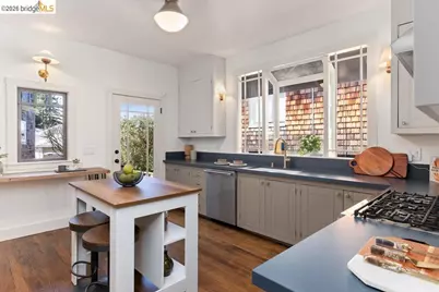 3046 Deakin St, Berkeley, CA 94705 - Photo 26