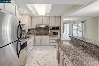 1300 Singingwood Ct. #6, Walnut Creek, CA 94595 - Photo 8