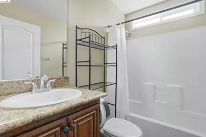 360 Grant Line Rd #SPC 18, Tracy, CA 95376 - Photo 2