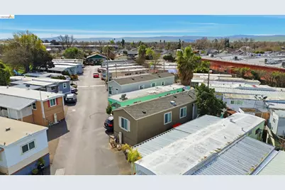 360 Grant Line Rd #SPC 18, Tracy, CA 95376 - Photo 26