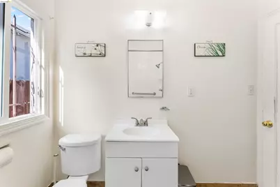 6504 Bancroft Ave, Oakland, CA 94605 - Photo 10