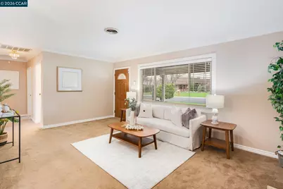 137 Maxine Dr, Pleasant Hill, CA 94523 - Photo 8