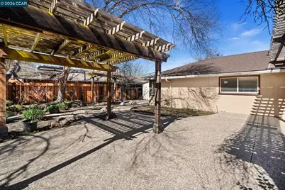 137 Maxine Dr, Pleasant Hill, CA 94523 - Photo 44