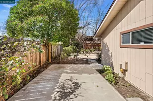 137 Maxine Dr, Pleasant Hill, CA 94523 - Photo 46