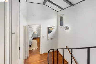 4715 Proctor Ave, Oakland, CA 94618 - Photo 14