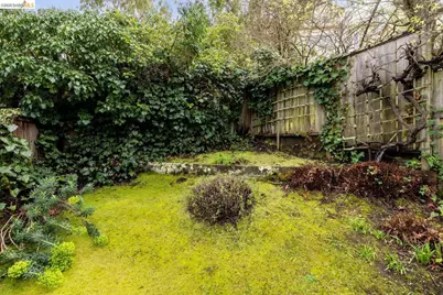 4715 Proctor Ave, Oakland, CA 94618 - Photo 28
