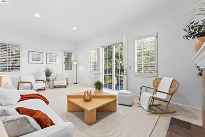 4636 Redwood Rd, Oakland, CA 94619 - Photo 18