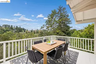 233 Capricorn Ave, Oakland, CA 94611 - Photo 12