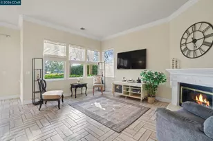 208 Summerset Dr, Brentwood, CA 94513 - Photo 10