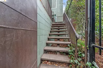 199 Montecito Ave #105, Oakland, CA 94610 - Photo 28