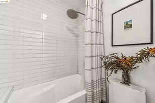 199 Montecito Ave, Oakland, CA 94610 - Photo 20